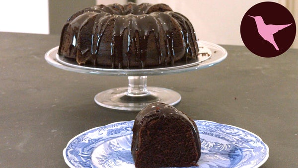 Video: Chocolate Mayonnaise Bundt Cake