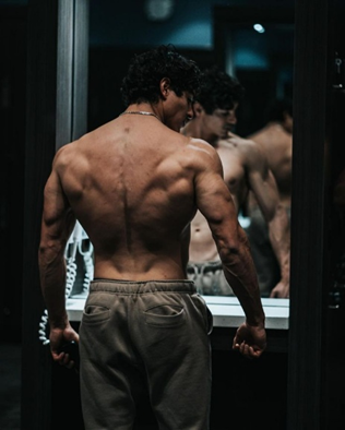 Mirror Back Shot